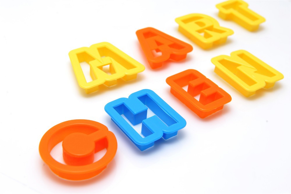 Plastic English letters for cake decoration